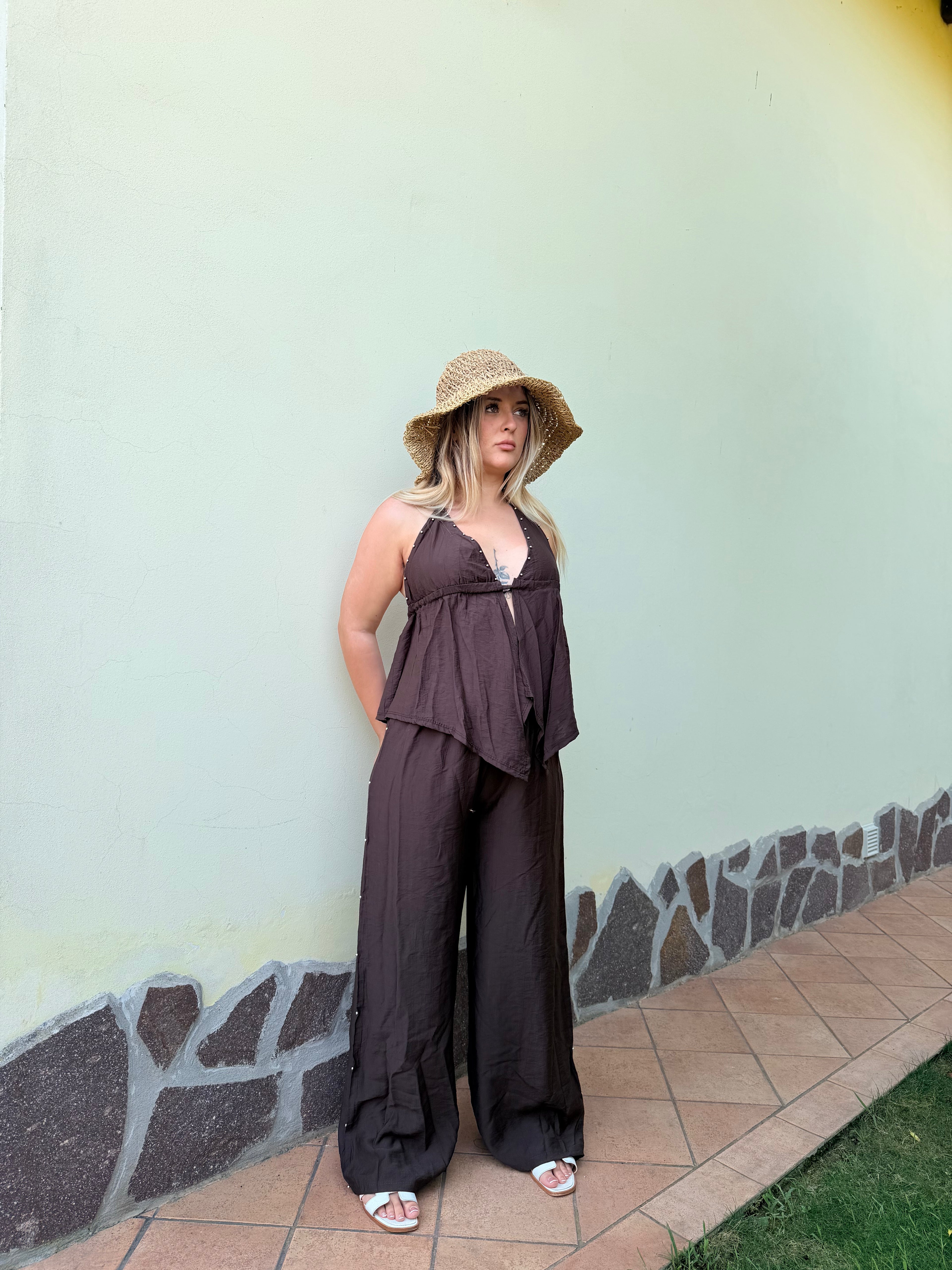 Completo Lisa marrone
