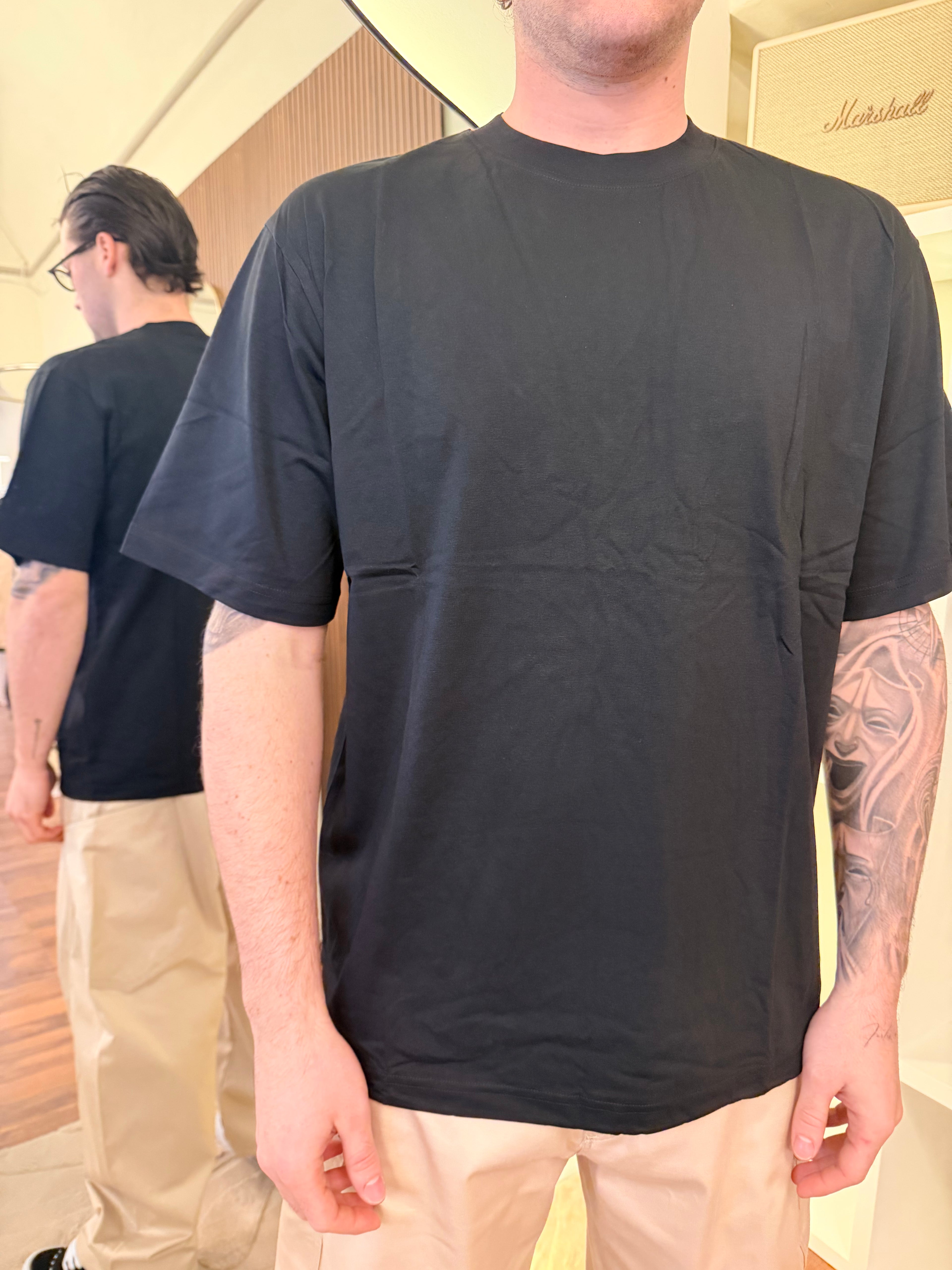 T-shirt Basic nera